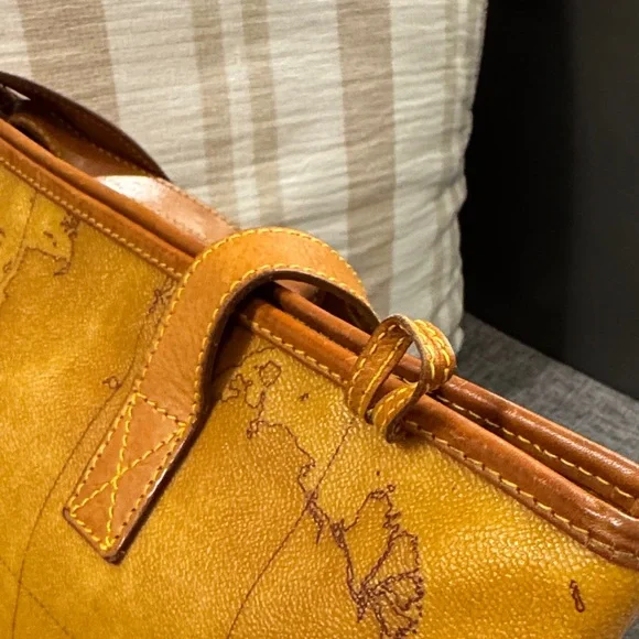 Alviero Martini Tan Map Print Shoulder Bag with Zipper Closure